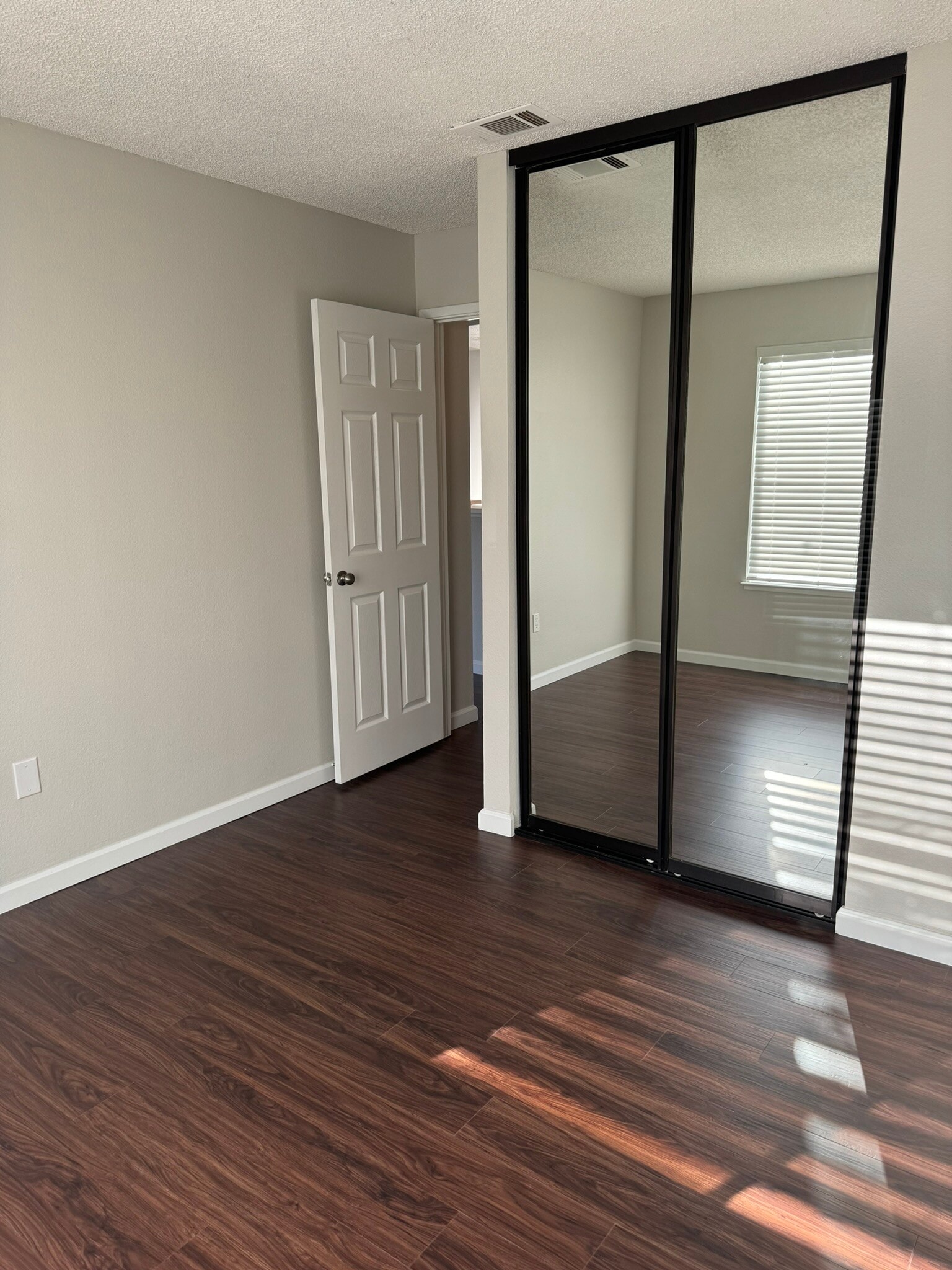 Building Photo - 4915 Conway Ter