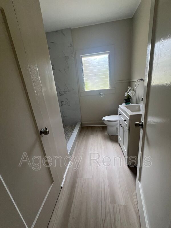 Building Photo - 2835-2841 Kolowalu St