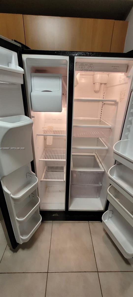 Building Photo - 471 NE 25th St