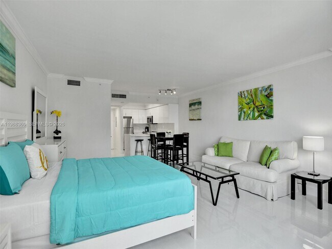 Building Photo - 2501 S Ocean Dr