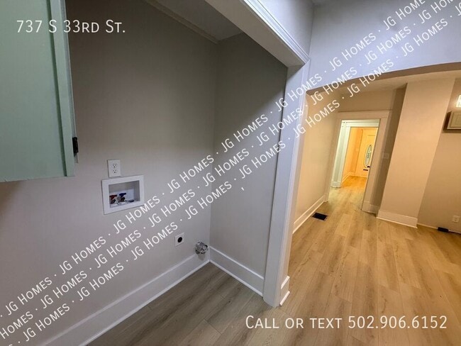 Building Photo - 737 S 33rd St