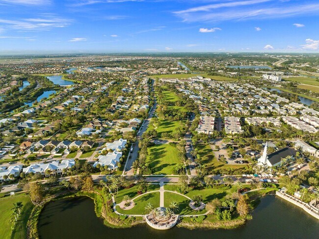 Building Photo - 10142 SW Orana Dr