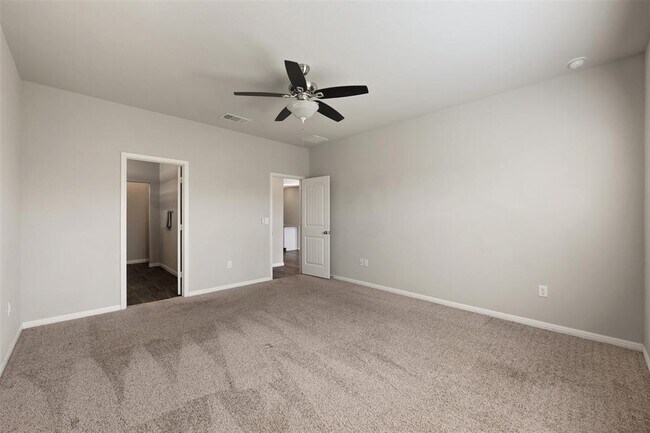 Building Photo - 128 Presidential Path