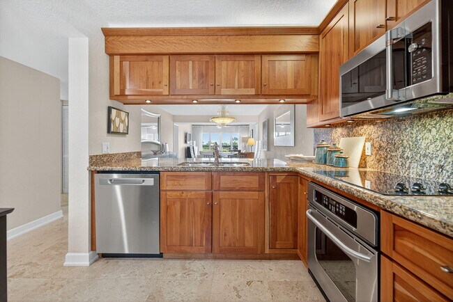 Building Photo - 401 Ocean Bluffs Blvd