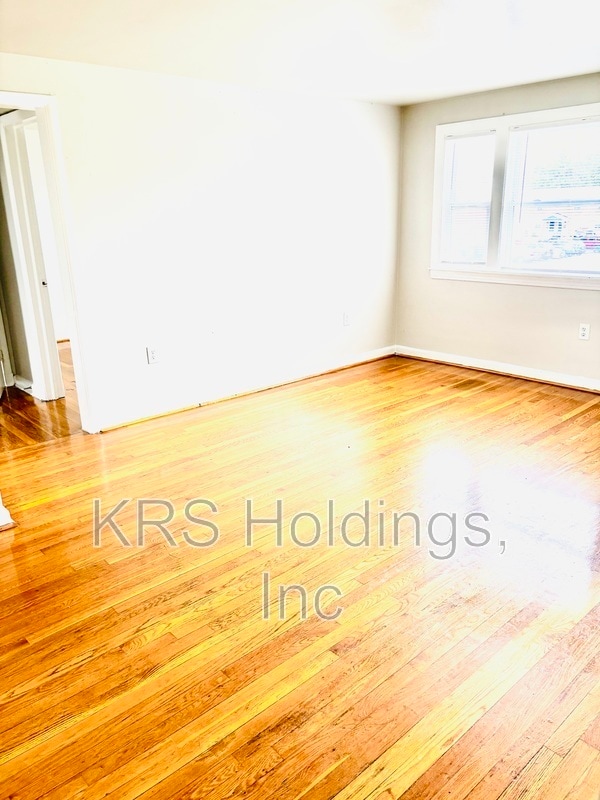 Building Photo - 5423 Remuda Dr