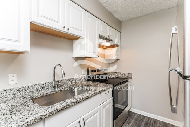 Building Photo - 4551 Curundu Ave
