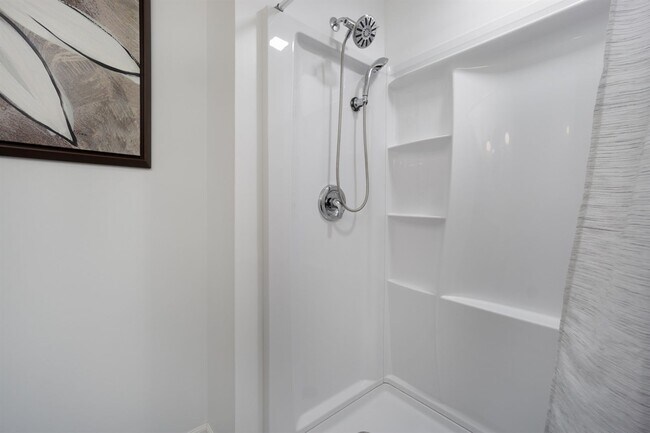 Building Photo - Furnished 3 Bed 2 Bath Home Near NAS Pensacola