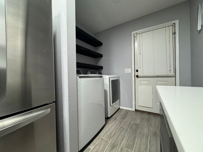 Building Photo - ***303 Southland Street***