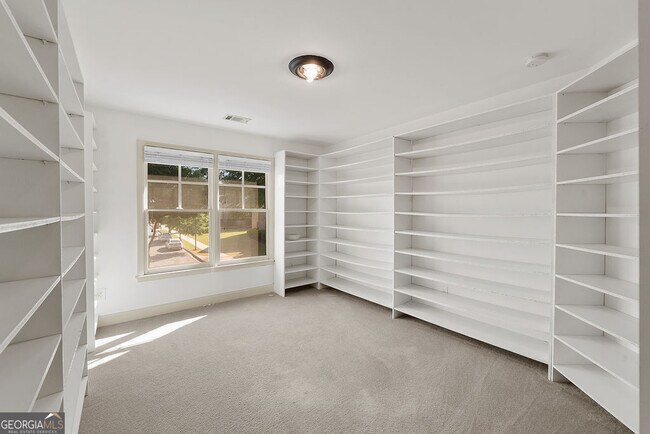 Building Photo - 3574 Willow Glen Trail