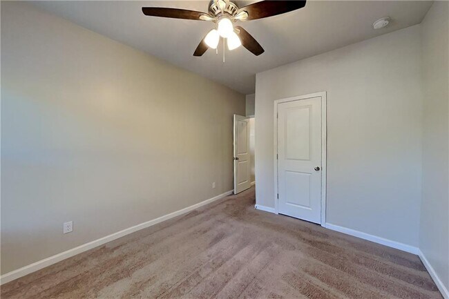 Building Photo - 154 Canvas Ives Dr