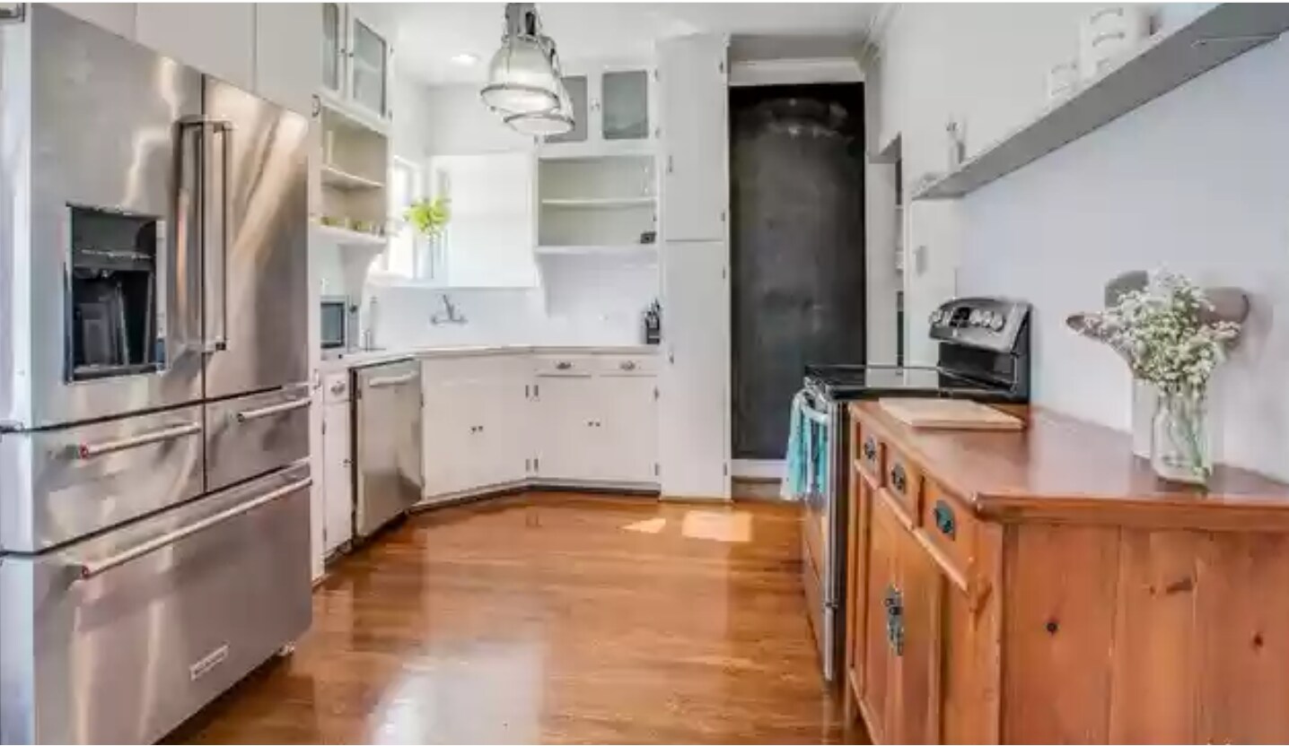 Building Photo - 123 Allensworth St