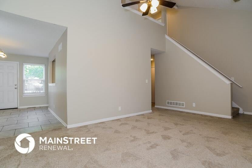 Building Photo - 102 S Janell Dr