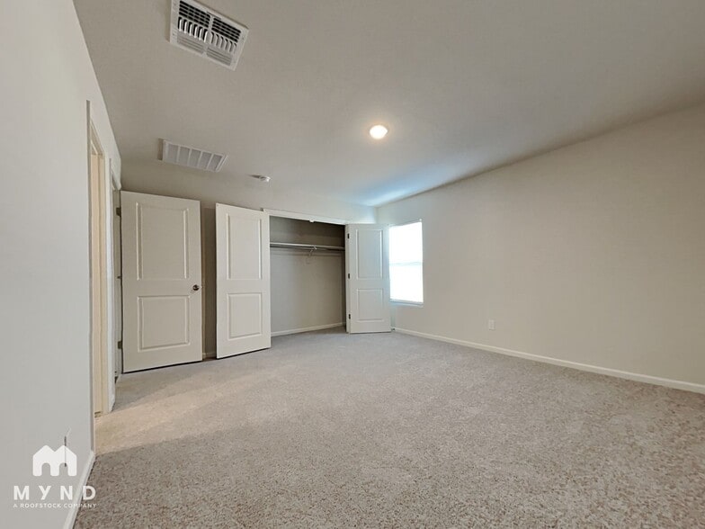 Building Photo - 9346 W Raven Dr