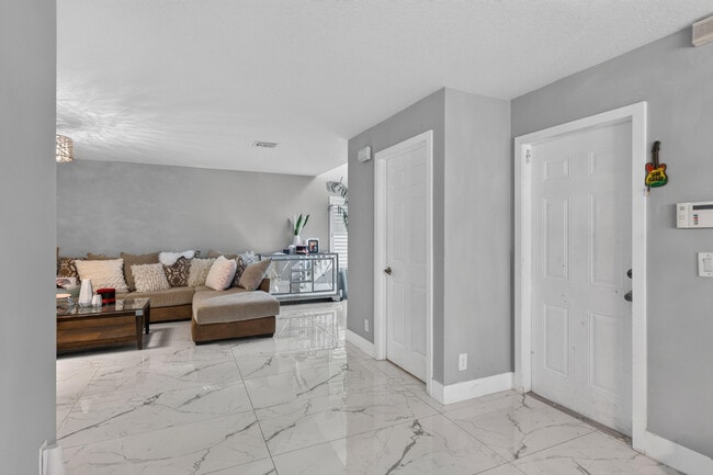 Building Photo - 6544 Adriatic Way