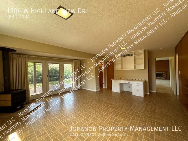 Building Photo - 1304 W Highland View Dr