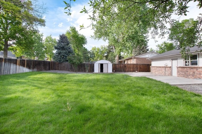 Building Photo - Awesome Littleton Ranch Home