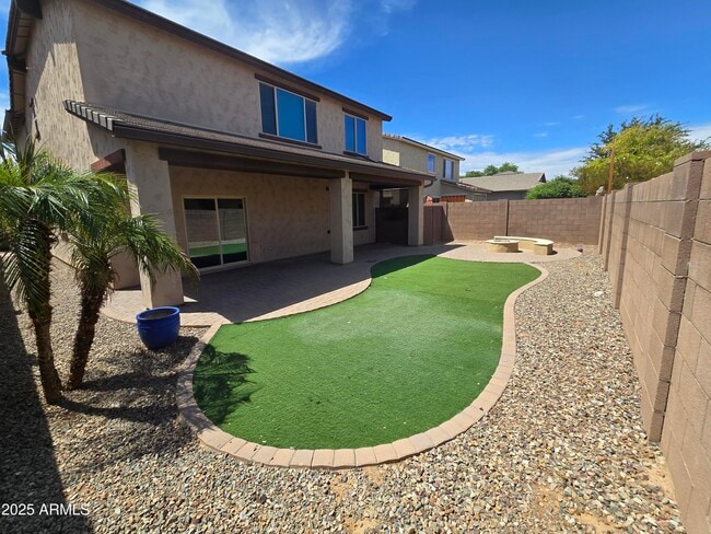 Building Photo - 1514 E Hummingbird Way