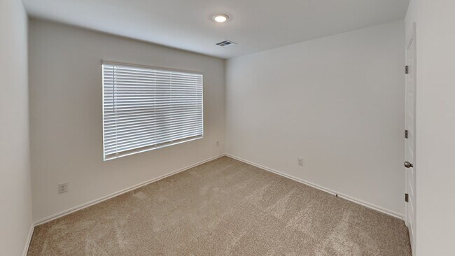 Building Photo - Brand New 4 Bedroom Home in Newcastle School District