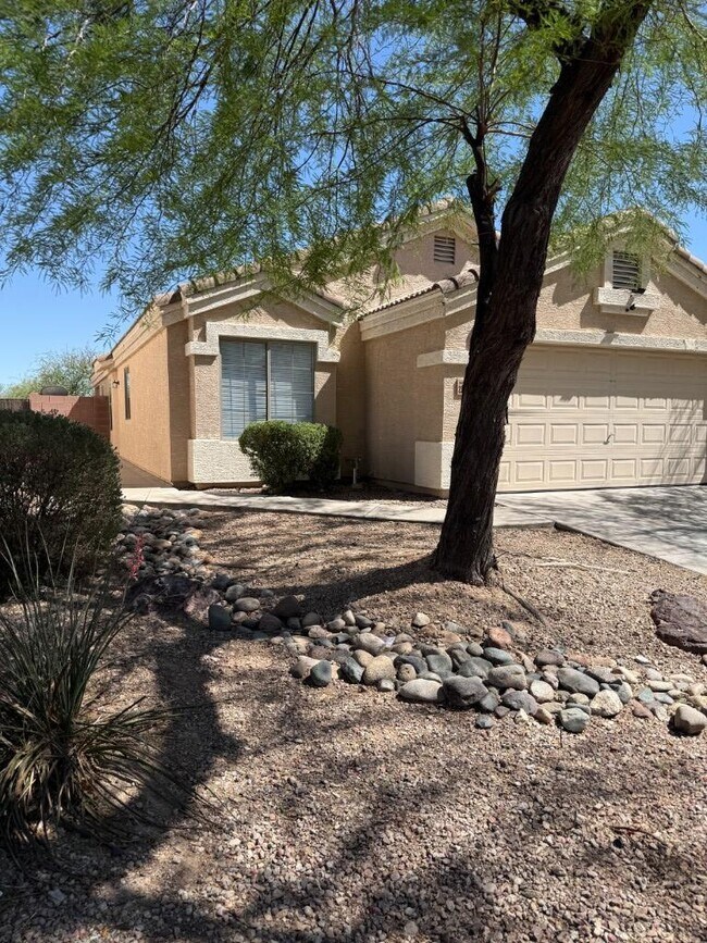 Primary Photo - 4 bedroom in BUCKEYE AZ 85326