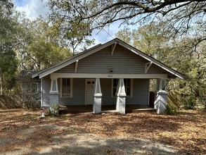 Building Photo - 8216 Old Pascagoula Rd