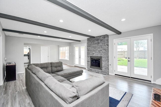Building Photo - 12710 Barryknoll Ln