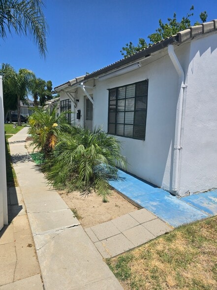 Building Photo - 142 E Hanna St