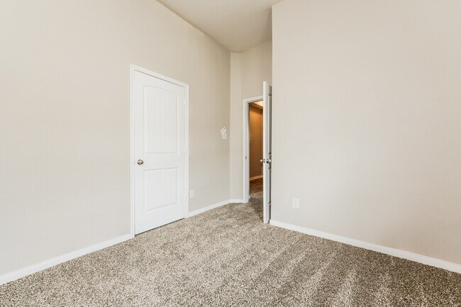 Building Photo - 1664 Rd 5102