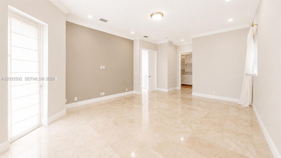 Building Photo - 5751 SW 59th Pl