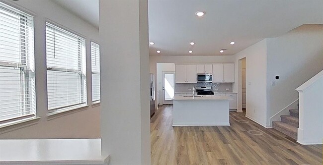 Building Photo - 22700 Elyson Falls Dr