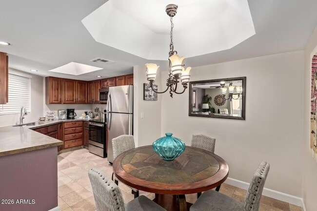 Building Photo - 4850 E Desert Cove Ave