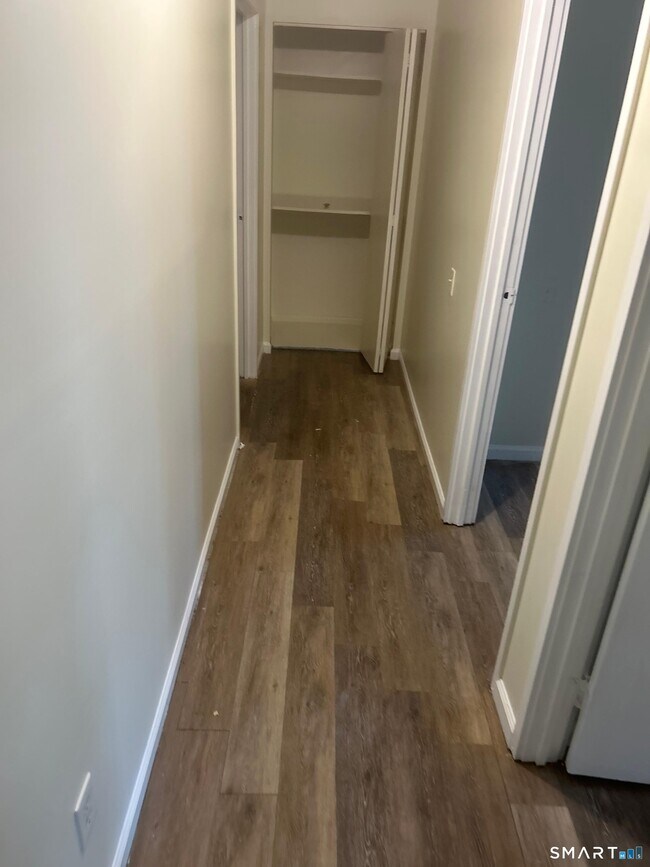 Building Photo - 30 Stevens St