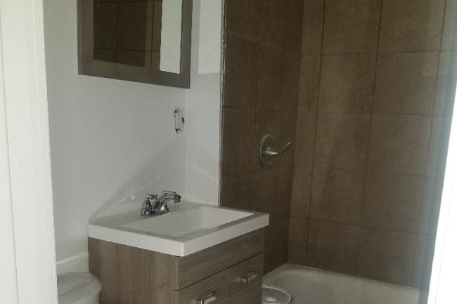 Building Photo - 9721 S Ave L