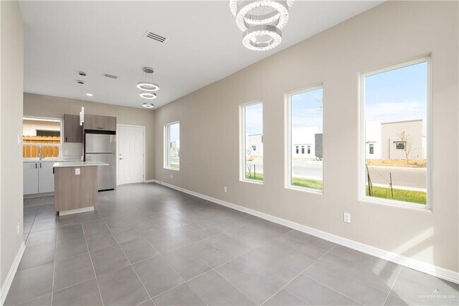 Building Photo - 15 N 36th St