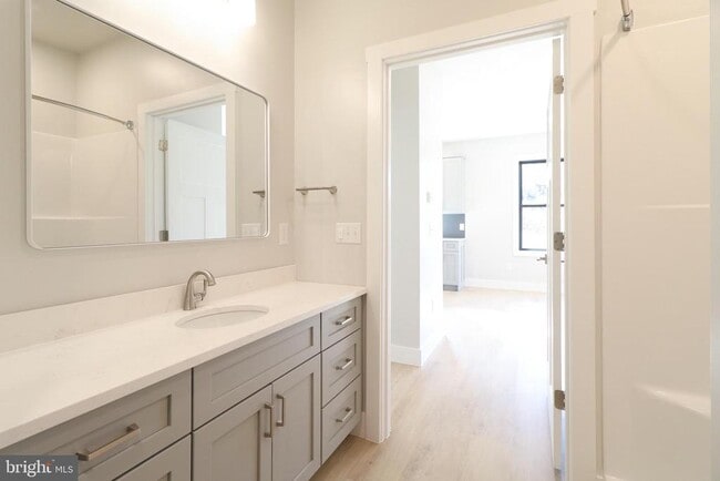 Building Photo - 105 Elly Dr