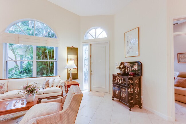 Building Photo - 4702 Carlton Golf Dr
