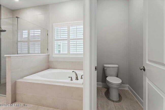 Building Photo - 52 Clarendon Rd