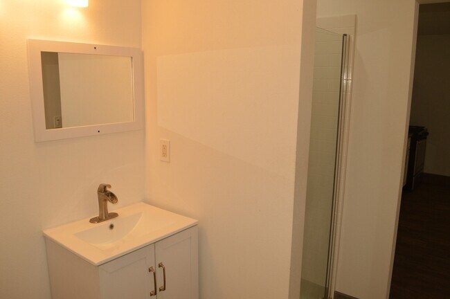 Building Photo - 4209 Warda Ave