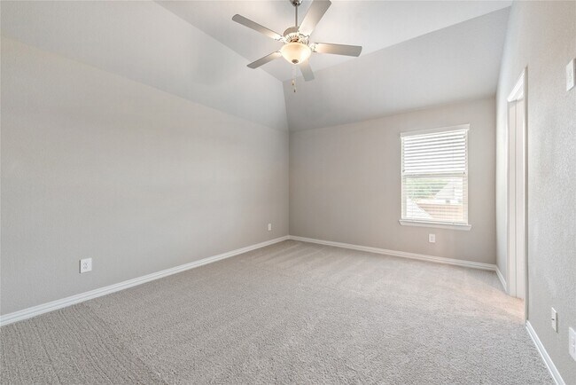 Building Photo - 813 Gallant Fox Trail