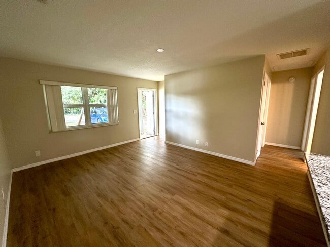 Building Photo - 3561 Burma Ct