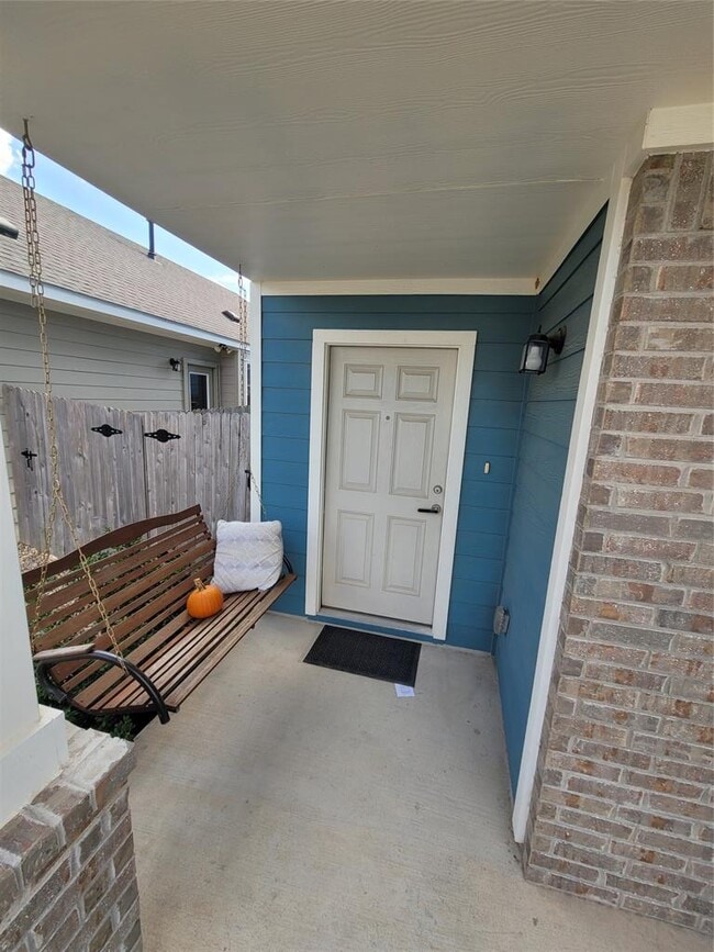 Building Photo - 127 Frasier Dr