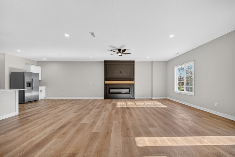 Building Photo - 508 W 2nd Ave