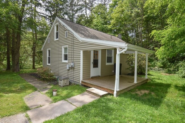 Building Photo - 2978 Coudersport Pike