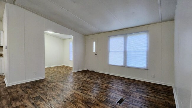 Building Photo - 1401 14th St