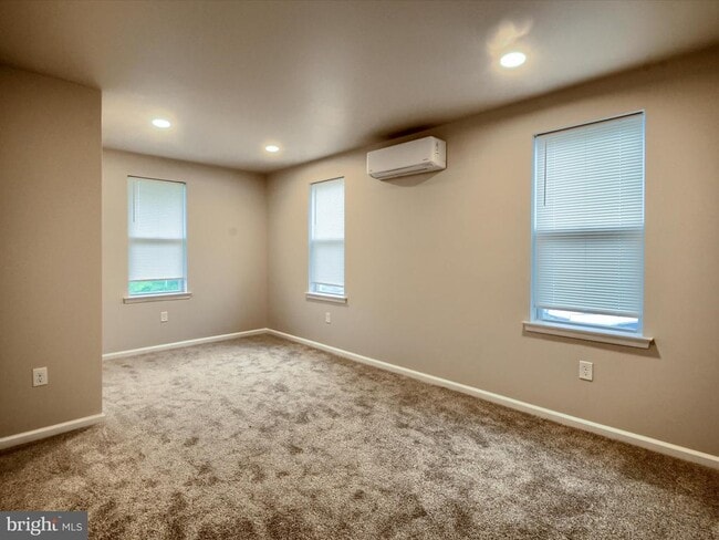 Building Photo - 78a Ridge Rd