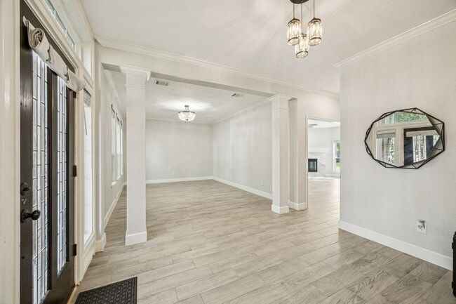 Building Photo - 16802 Willow Bend Ct