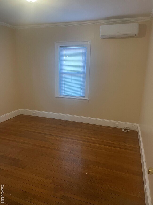 Building Photo - 4212 Monticello Ave