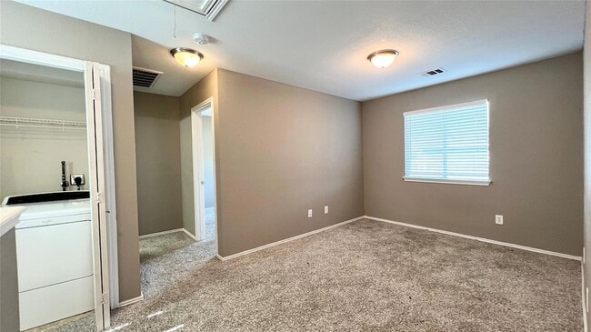 Building Photo - 13905 Briarcreek Loop