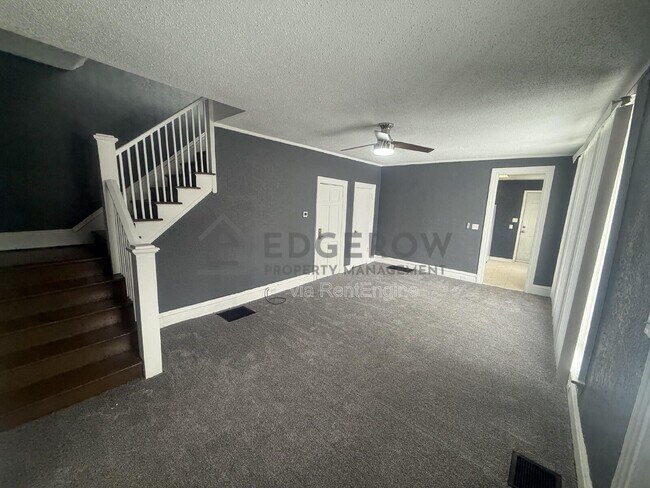 Building Photo - 404 6th St NW