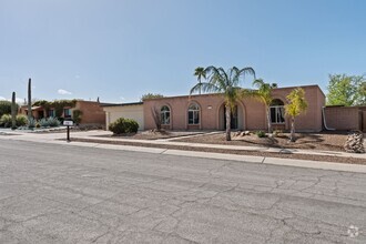 Building Photo - Elegant 3-Bedroom Spanish Mission-Style Ho...