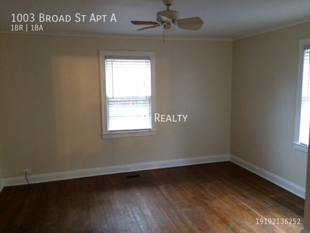 Building Photo - 1003 Broad St